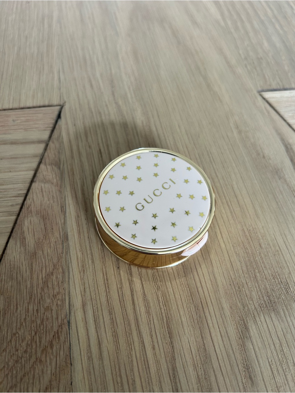 New Gucci Luminous Matte Powder Blush 05 Rosy Beige - Picture 4 of 5